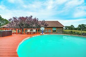 Spacious Ozarks Family Home - Private Pool & Grill