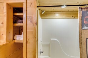 Mountain-view Cabin on Farm: 3 Mi to Town & Shops