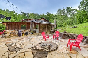 Mountain-view Cabin on Farm: 3 Mi to Town & Shops