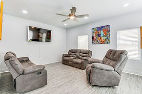 Baltimore Townhome w/ Private Rooftop Patio!