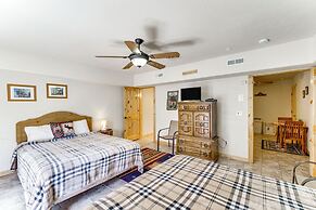 Angel Fire Apartment ~ 2 Mi to Resort!