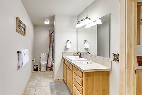 Angel Fire Apartment ~ 2 Mi to Resort!