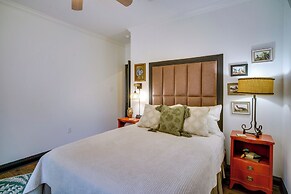 Elegant Baton Rouge Home w/ Yard ~ 3 Mi to Lsu!