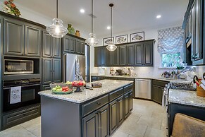 Elegant Baton Rouge Home w/ Yard ~ 3 Mi to Lsu!