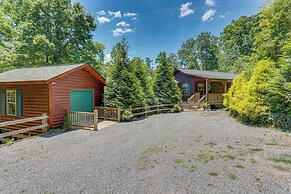 Peaceful Murphy Cabin w/ Fire Pits & Forest Views!