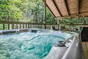 Light'n Bug Bungalow 1 Bedroom Cabin by RedAwning