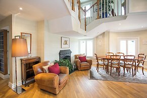 Parnell Boulevard Apartments