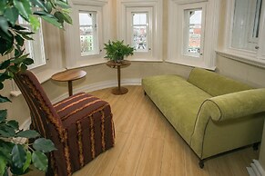 Parnell Boulevard Apartments