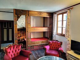 La Maison Bleue