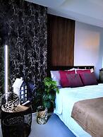 Santorini Suites