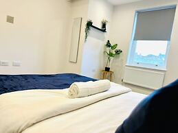 Spacious 2 Bedroom Apartment in Margate