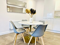 Spacious 2 Bedroom Apartment in Margate