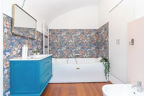 Elegant Home with Sauna in Turin