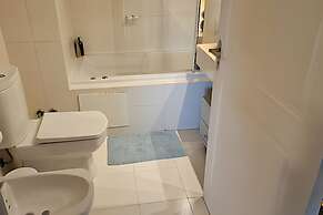 Alquiler 2 Ambientes frente Hotel Hilton