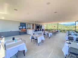 Terra Rossa Stone Houses Otel Kaş