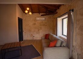 Terra Rossa Stone Houses Otel Kaş