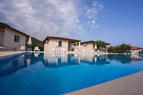 Terra Rossa Stone Houses Otel Kaş