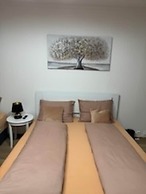Charming Apart Near Center