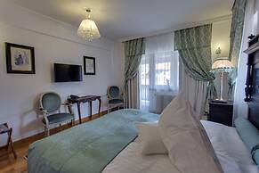 Casa Din Bran-Inn Center