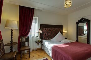 Casa Din Bran-Inn Center