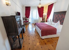 Casa Din Bran-Inn Center