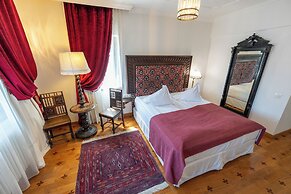 Casa Din Bran-Inn Center