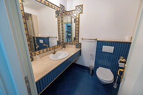 Casa Din Bran-Inn Center