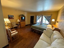 Chateau Rouge Condominiums