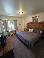 Chateau Rouge Condominiums