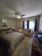 Chateau Rouge Condominiums