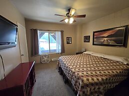 Chateau Rouge Condominiums