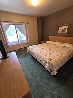 Chateau Rouge Condominiums