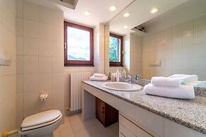 Villetta Camelia with Garden