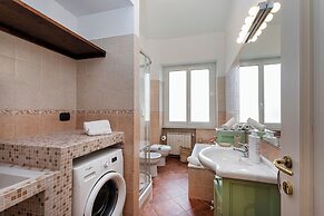 Bright Apartment in San Martino