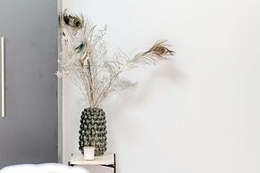 Luxury apartment Marino near beach