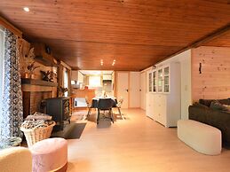 Enticing Chalet With Private Terrace