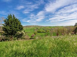 Spacious House With Heated Pool and Sauna