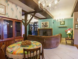 Spacious House With Heated Pool and Sauna