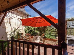 Spacious House With Heated Pool and Sauna