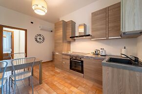 Autumn Apartment by Wonderful Italy