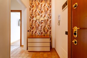 Autumn Apartment by Wonderful Italy