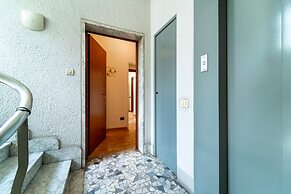 Autumn Apartment by Wonderful Italy