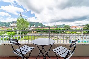 Autumn Apartment by Wonderful Italy