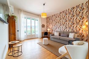 Autumn Apartment by Wonderful Italy