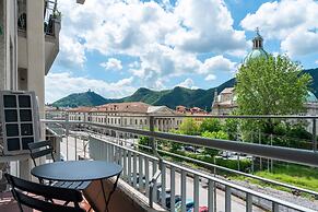 Autumn Apartment by Wonderful Italy