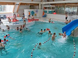 Nice Villa With 4 Bathrooms, Near Vrachelse Heide