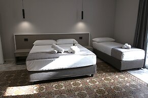 Dana Rooms Bed and Breakfast