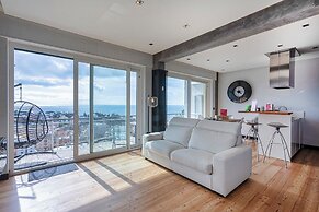 Stunning Seaview Apartment in Nervi