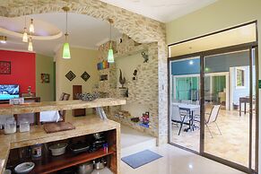 Root Wellness Arenal