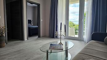 Apartments with Pool Casa Bianca